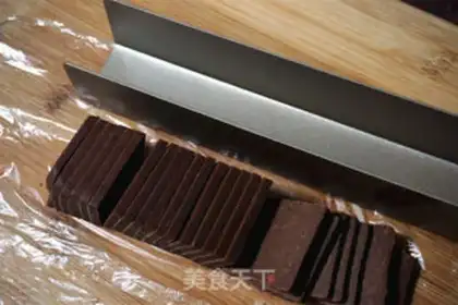Make Chocolate crackers step 4