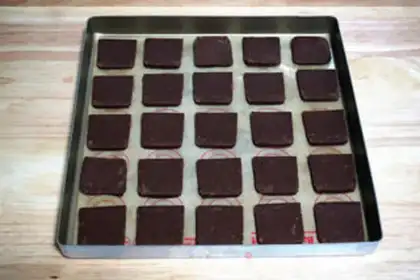 Make Chocolate crackers step 5