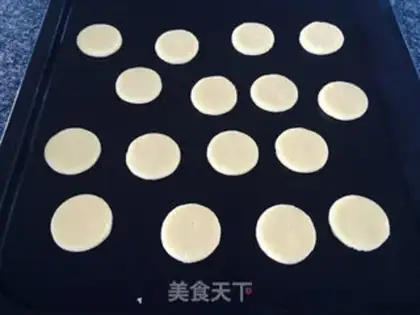 Make Frozen crackers step 6