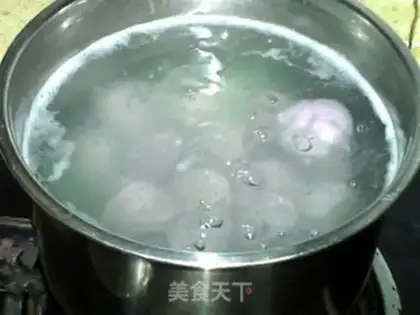 Make Potato roses, sesame soup step 12
