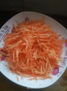 Make Carrot and powder step 0