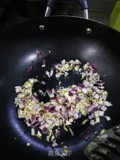 Make Ham and shrimp pizza step 10
