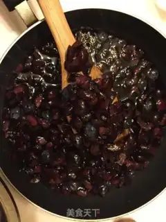 Make Blueberry sauce step 1