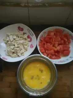 Make Tomato tofu eggs step 0