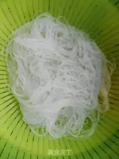 Make Garlic fan sap step 1