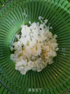 Make Garlic fan sap step 2