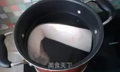 Make Red sugar, red meat step 0