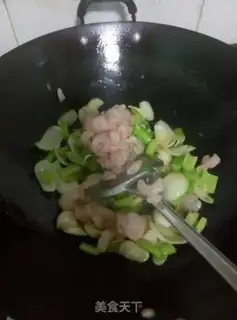 Make Lily celery shrimp step 3