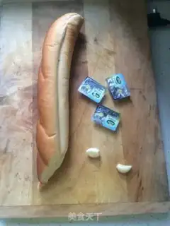 Make Simple garlic bread step 0