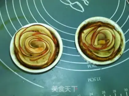 Make Apple rose toast step 11