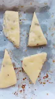 Make raisin scon step 9