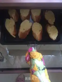 Make Simple garlic bread step 8