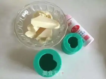 Make White chocolate peaches step 0
