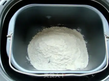 Make Flamingo cream roll step 0