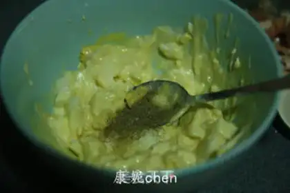 Make Eggs, sandwich step 2