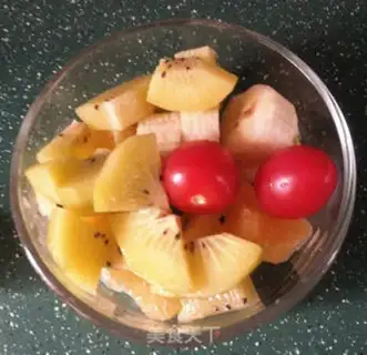 Make Yogurt fruit salad step 4
