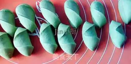 Make Colored willow dumplings step 3