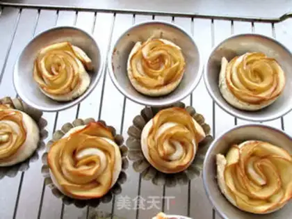 Make Apple rose pie step 10