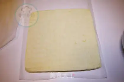 Make Flamingo cream roll step 11