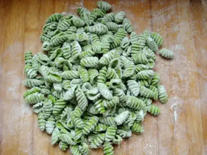 Make Emerald Cat noodles step 11