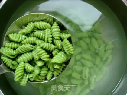 Make Emerald Cat noodles step 13