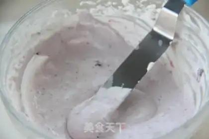 Make Blueberry cake step 7