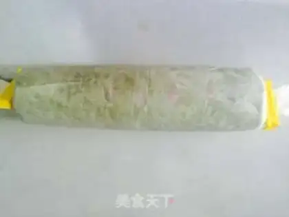 Make Sakura with tea and cake rolls step 16