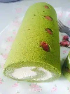 Make Sakura with tea and cake rolls step 18