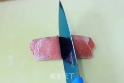 Make Rose rolls step 5