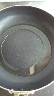 Make Fry buns of mushroom shrimp step 15