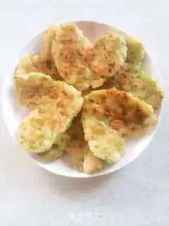 Make Celery shrimp rollers step 3