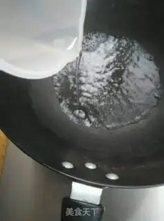 Make Fried tomato eggs step 5