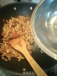 Make Chicken-legged, fried meat step 12