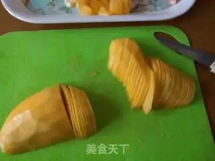 Make Mango cream cake step 3