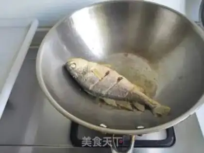 Make Woody yellowfish step 5