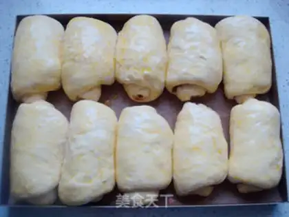 Make Doudou rolls step 18