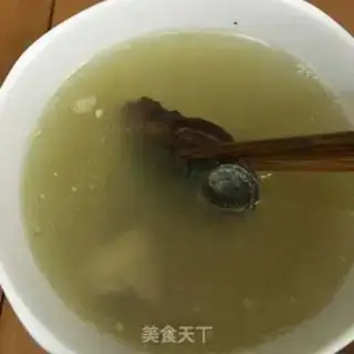 Make Olive pig bone abalone soup step 3