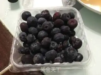 Make Blueberry apple juice step 3
