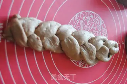 Make Coco sesame bread step 9
