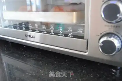 Make Coco sesame bread step 12