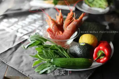 Make A shrimp sushi roll step 0