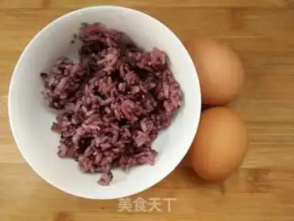 Make Black rice eggcake step 0