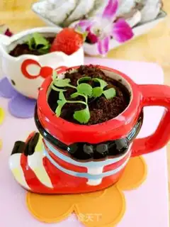 Make The yogurt strawberries step 8