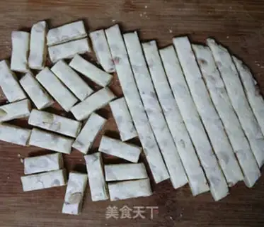 Make Cow Rolling Sugar step 9