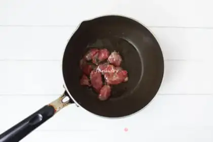 Make Weenie fried pastry step 1
