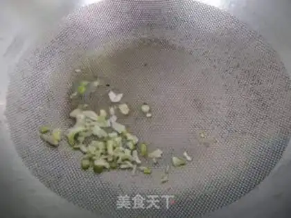 Make Squidball radish soup step 1