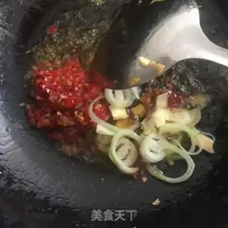 Make Soy sauce, gin and mushroom beef step 2