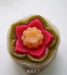 Make Frozen mooncake step 17