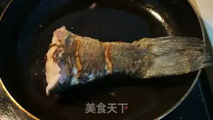 Make Red fish tails step 2