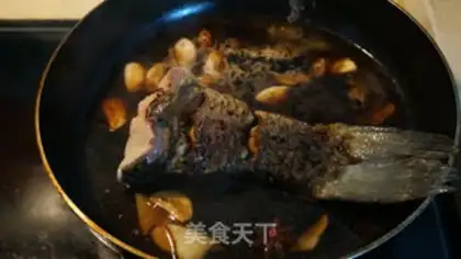 Make Red fish tails step 4